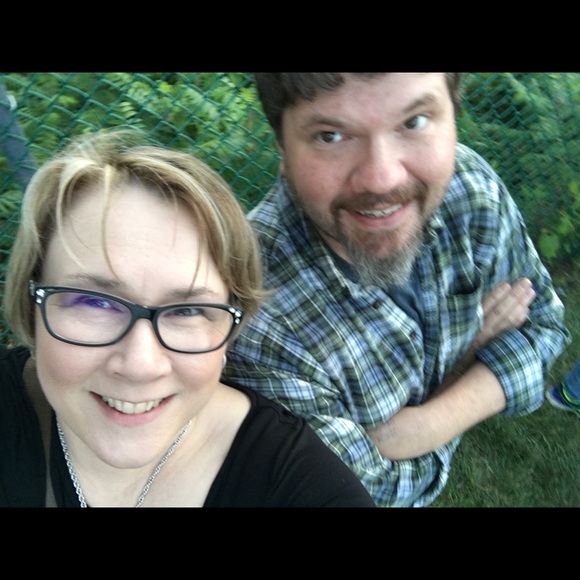 Meet your Posher, Betsy - Picture 2 of 8